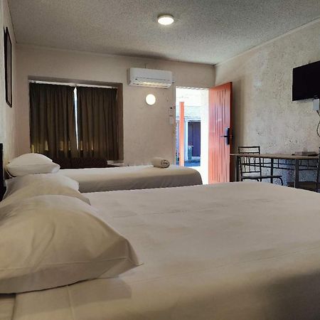 Kings Court Motor Lodge Hamilton Buitenkant foto