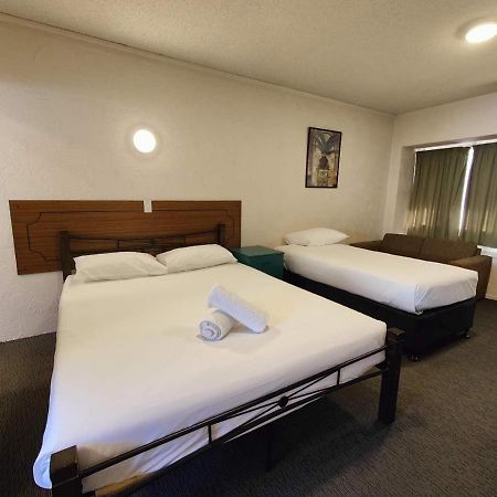 Kings Court Motor Lodge Hamilton Buitenkant foto