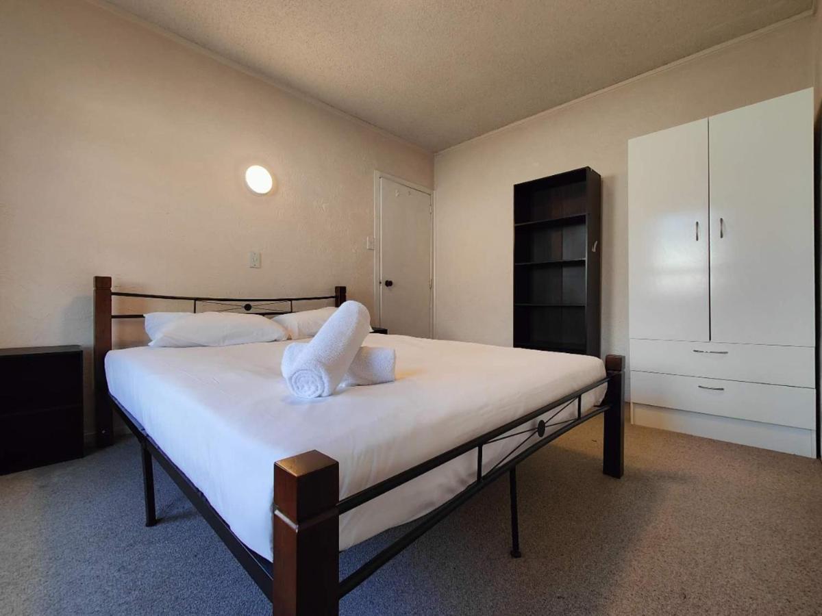 Kings Court Motor Lodge Hamilton Buitenkant foto
